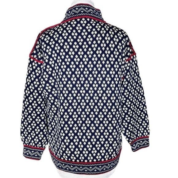 Vigdis Design Vintage Wool Norway Sweater. - Picture 2 of 6